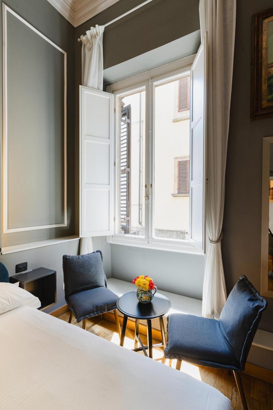 Am Collection Cavour Bed & Breakfast Florenţa Exterior foto