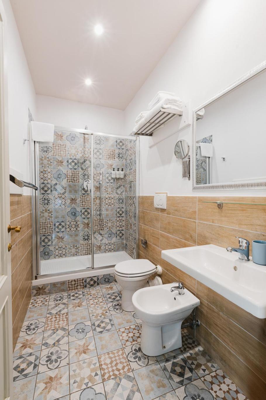 Am Collection Cavour Bed & Breakfast Florenţa Exterior foto