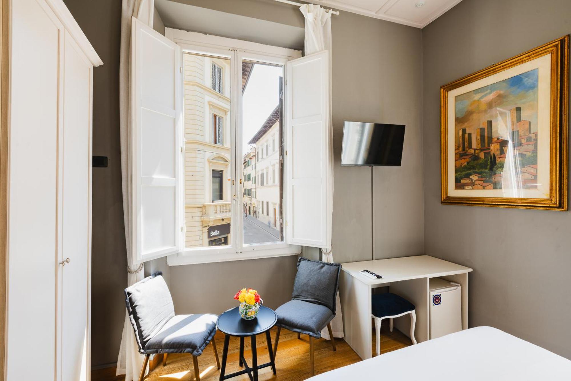 Am Collection Cavour Bed & Breakfast Florenţa Exterior foto